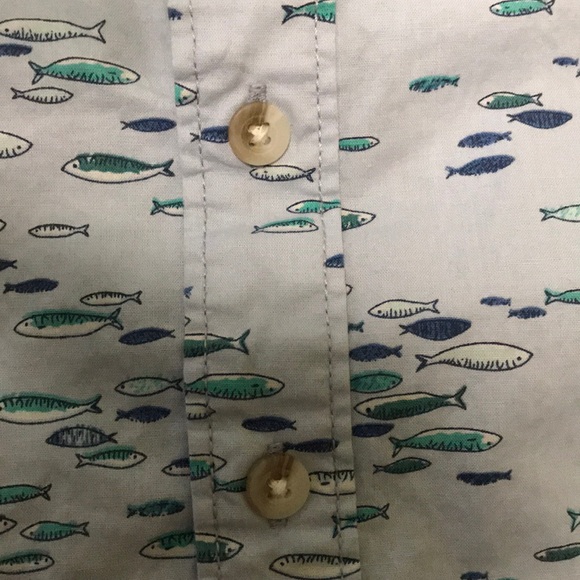 Old navy boys cotton button down! - Picture 6 of 7
